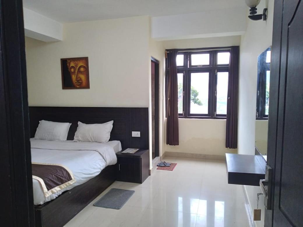 Hotel Shivalik Retreat กังต็อก ภายนอก รูปภาพ