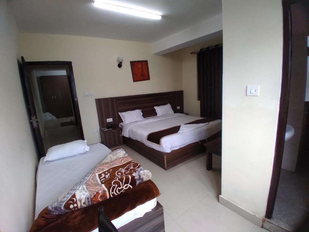 Hotel Shivalik Retreat กังต็อก ภายนอก รูปภาพ